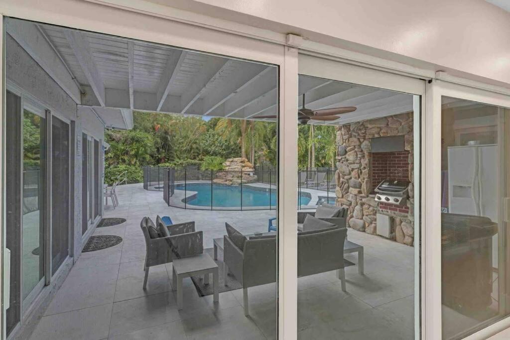 포트 로더데일 Rare Hidden Getaway Heated Pool 1.5 Acres! Sleeps 16 빌라 외부 사진