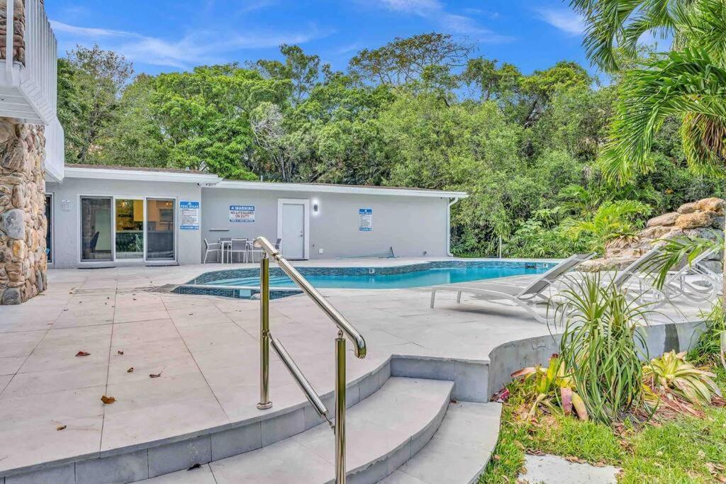 포트 로더데일 Rare Hidden Getaway Heated Pool 1.5 Acres! Sleeps 16 빌라 외부 사진